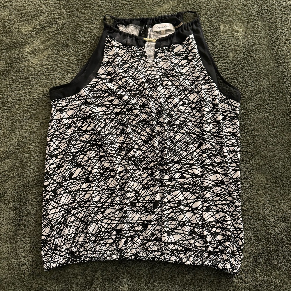 Calvin Klein Black & White Blouse with Gold Accents Size Small